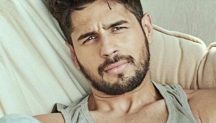 Sidharth Malhotra reveals struggles about his journey: Details Inside