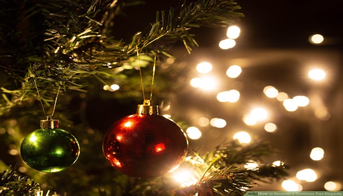 5 ways your tree can stand out on Christmas 2022!