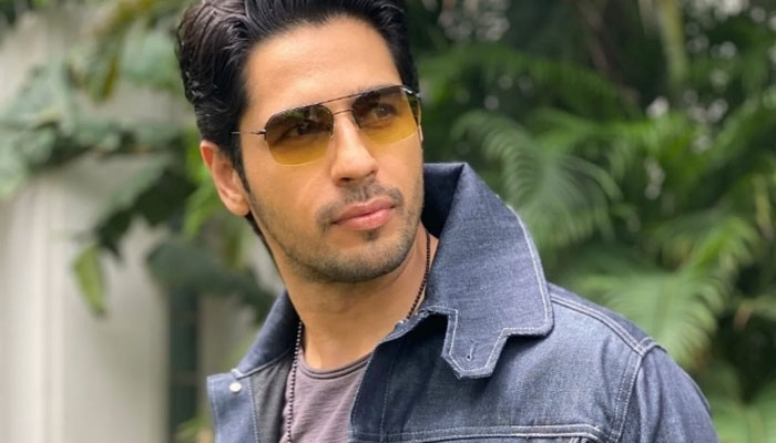 Sidharth Malhotra opens up on stardom, says now he is comfortable with limelight