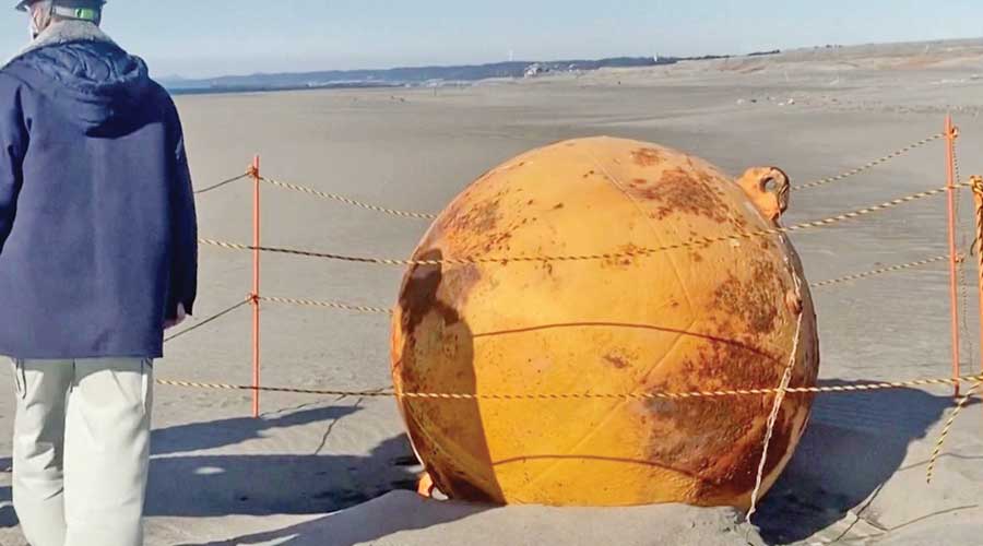 Mysterious metal sphere found on beach in Japan