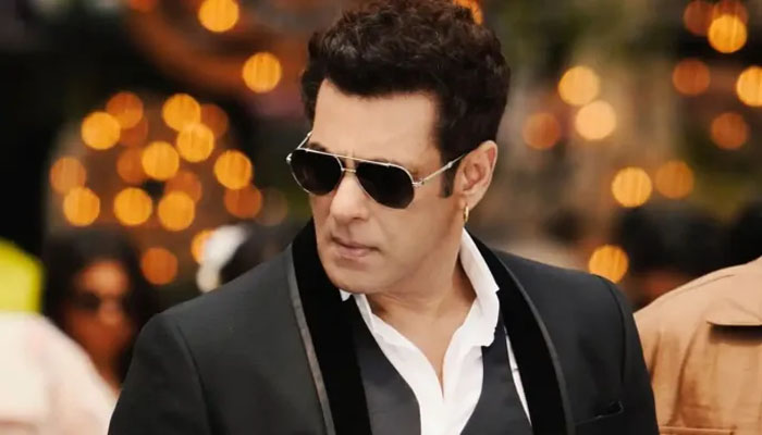 Somy Ali accuses Salman Khan of verbal, physical and sexual abuse