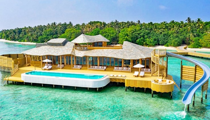 Take a look at the most amazing overwater villas in Maldives