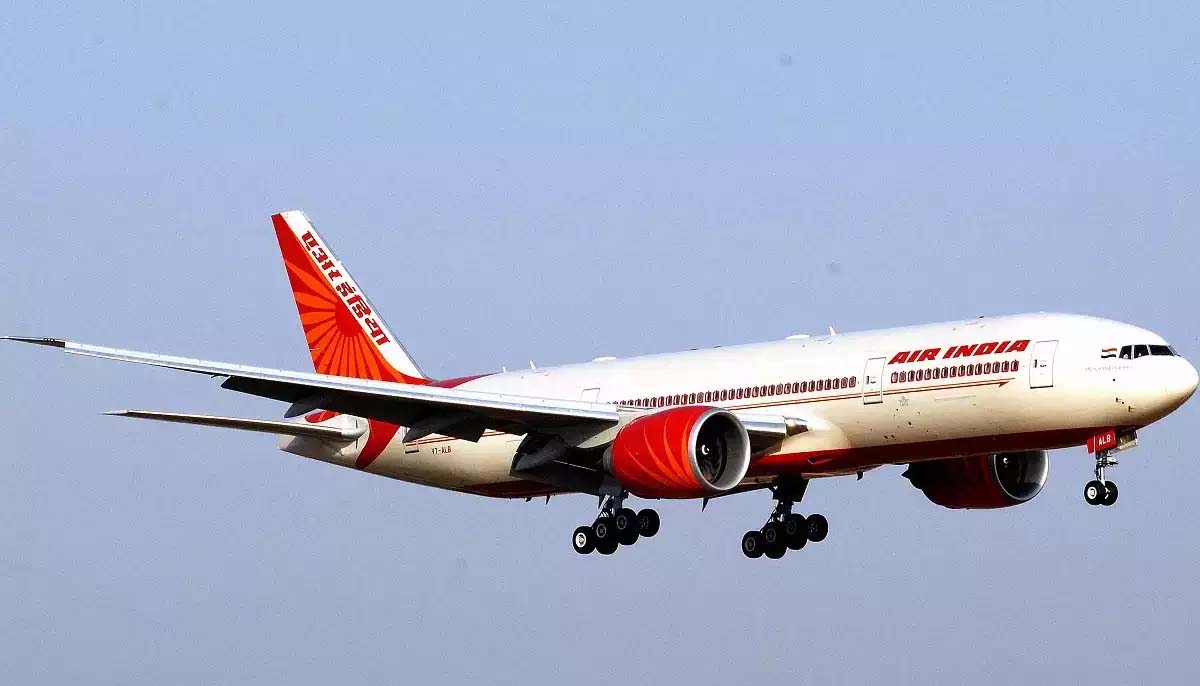 Civil aviation cracks whip on Air India for flouting rules
