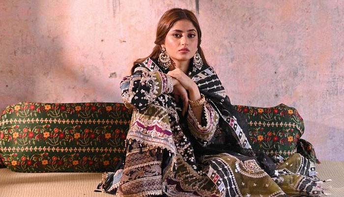 Sajal Aly gives feel of royalty in a regal black dress